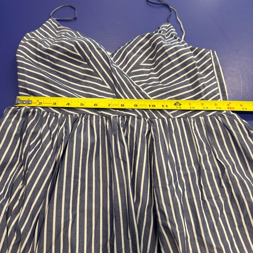 J. Crew 10 Midi Party Dress Shirting pin Stripes blue white full skirt classic - Picture 10 of 11